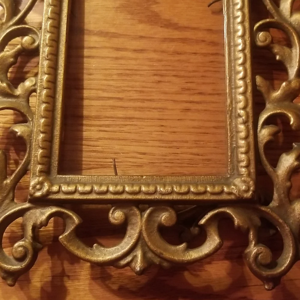 Antique Bronze Brass Multicasted Photograph Frame - Picture 6 of 8